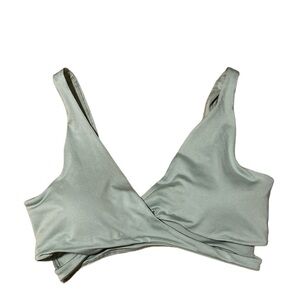 NWT Sommer Ray Green Criss-Cross Sports Bra | Size M